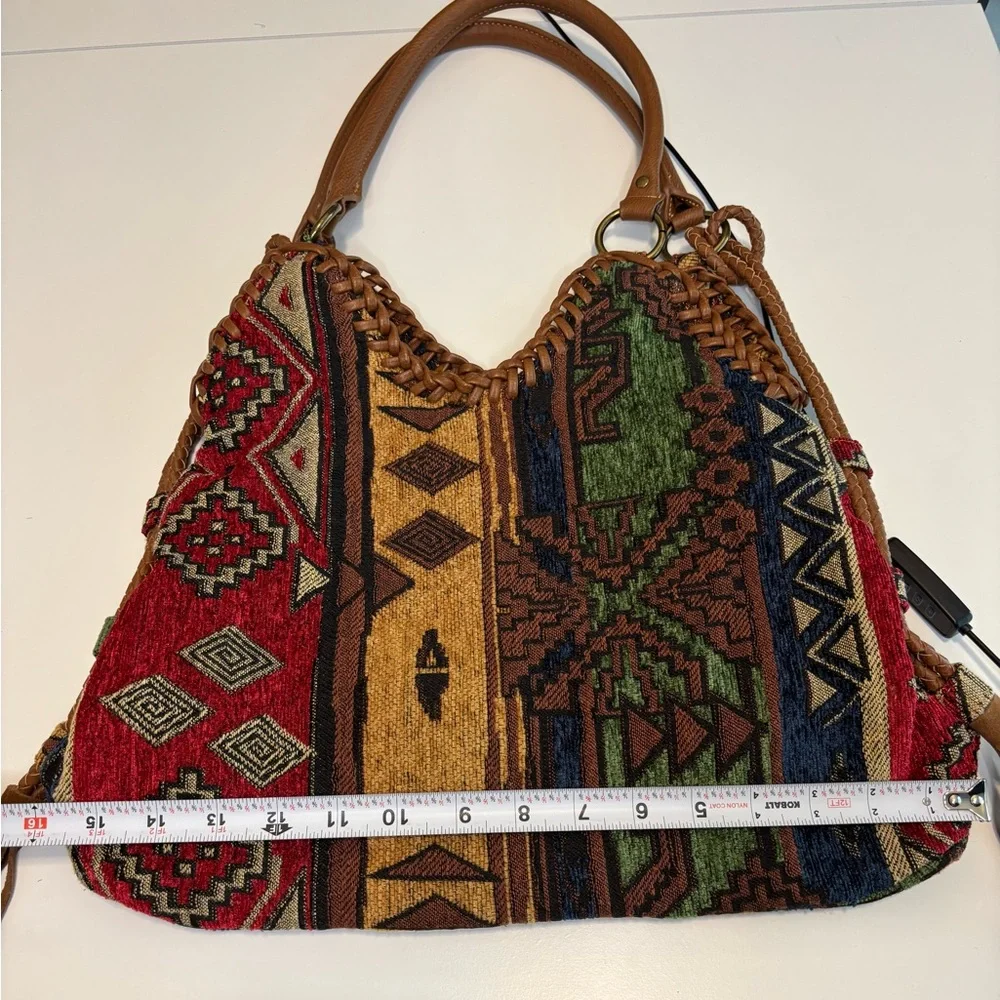 Tapestry Style Multicolor Shoulder Bag with Ethnic Patterns Tassels Braided - Picture 6 of 9